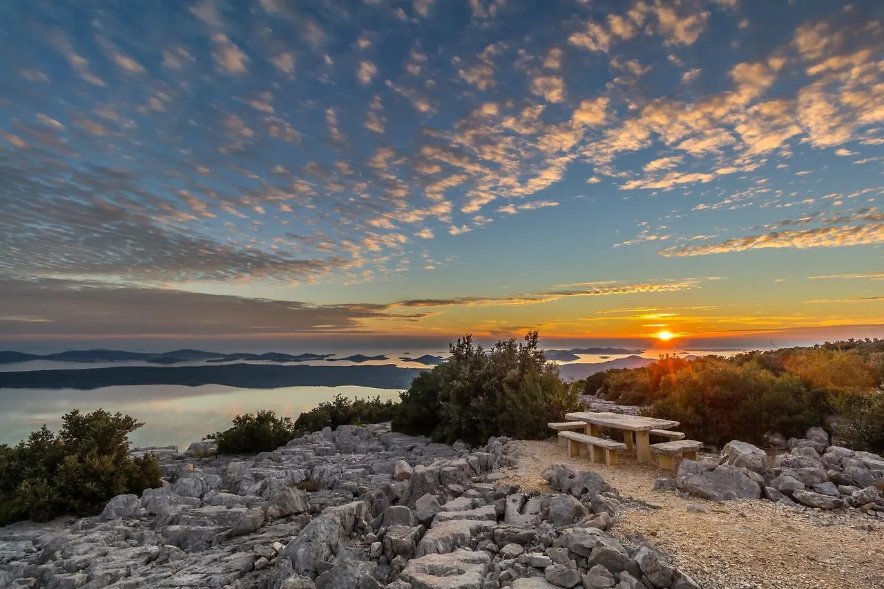 Camping Vransko Jezero - Crkvine Pakoštane