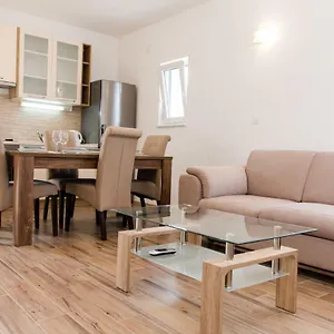 Apartament Kuzmanic